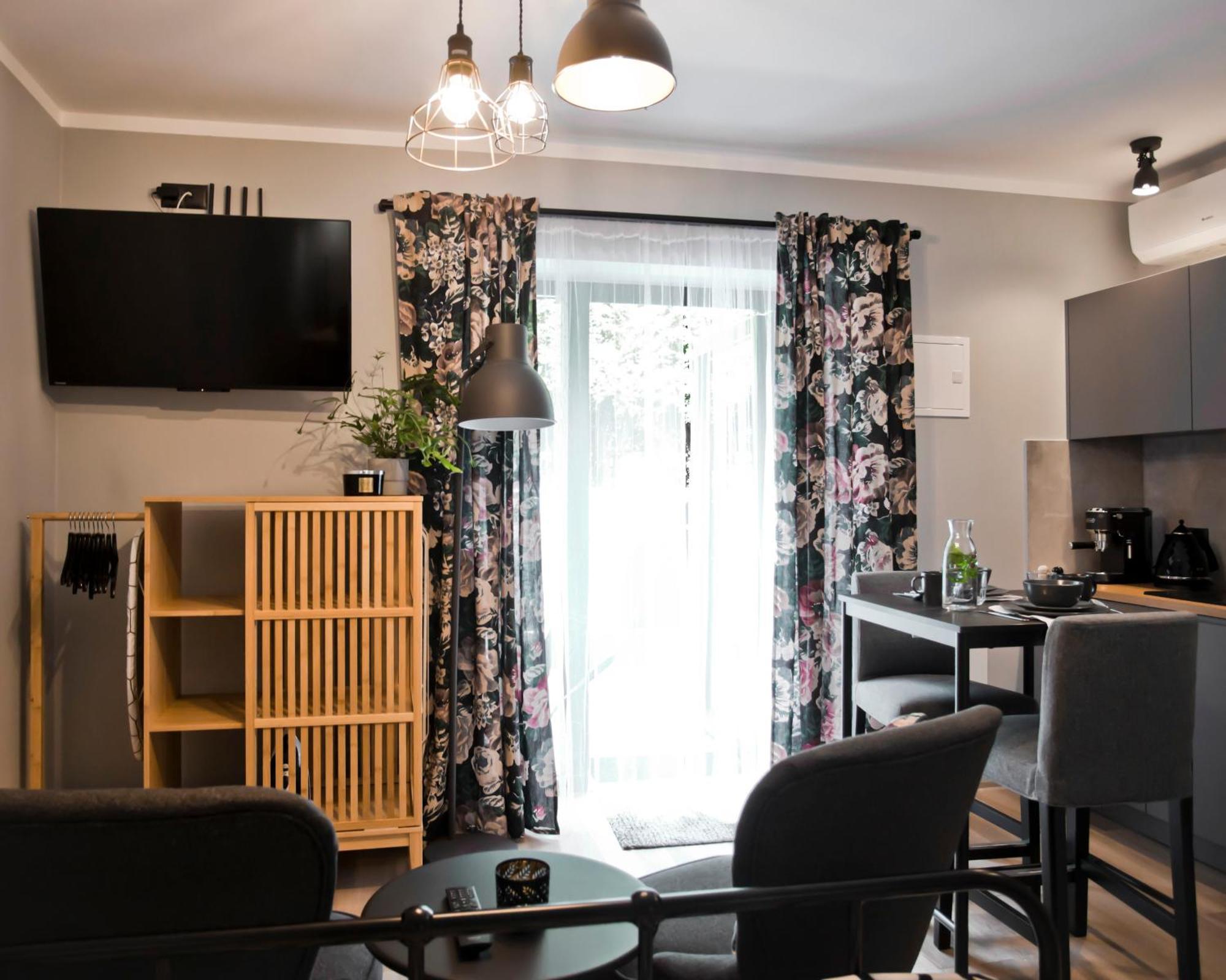 Balaton Apartamenty تريبينا المظهر الخارجي الصورة